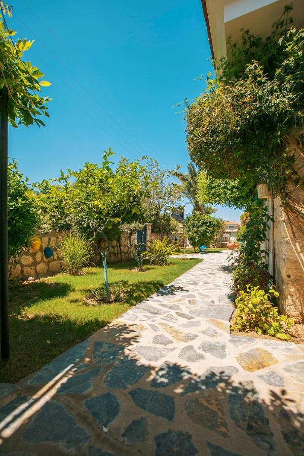 Alacati Albatross Hotel Экстерьер фото