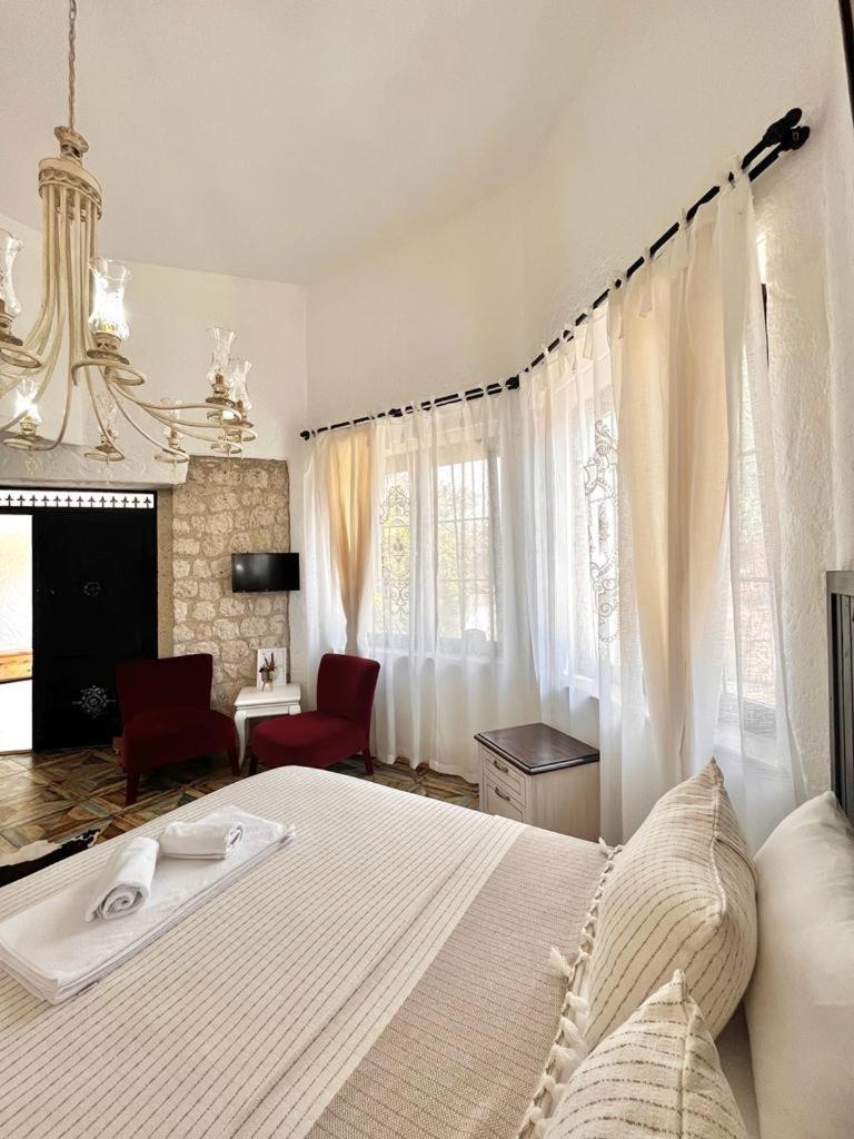 Alacati Albatross Hotel Экстерьер фото